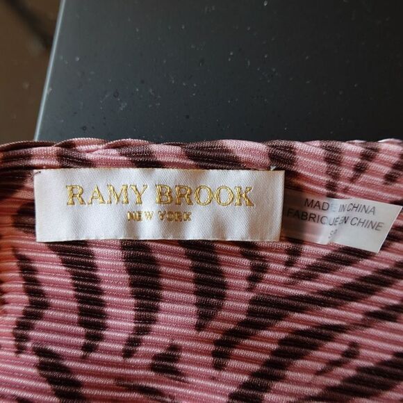 Ramy Brook Adella Strapless Crop Top in Flirt Pink - S - Zebra Print, Tie Back - Picture 9 of 10